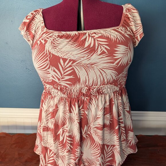 Flutter sleeve tank - Picture 1 of 3